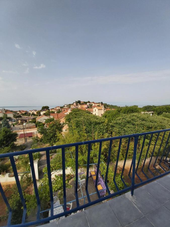 Apartment Malvina Mali Losinj Exterior photo