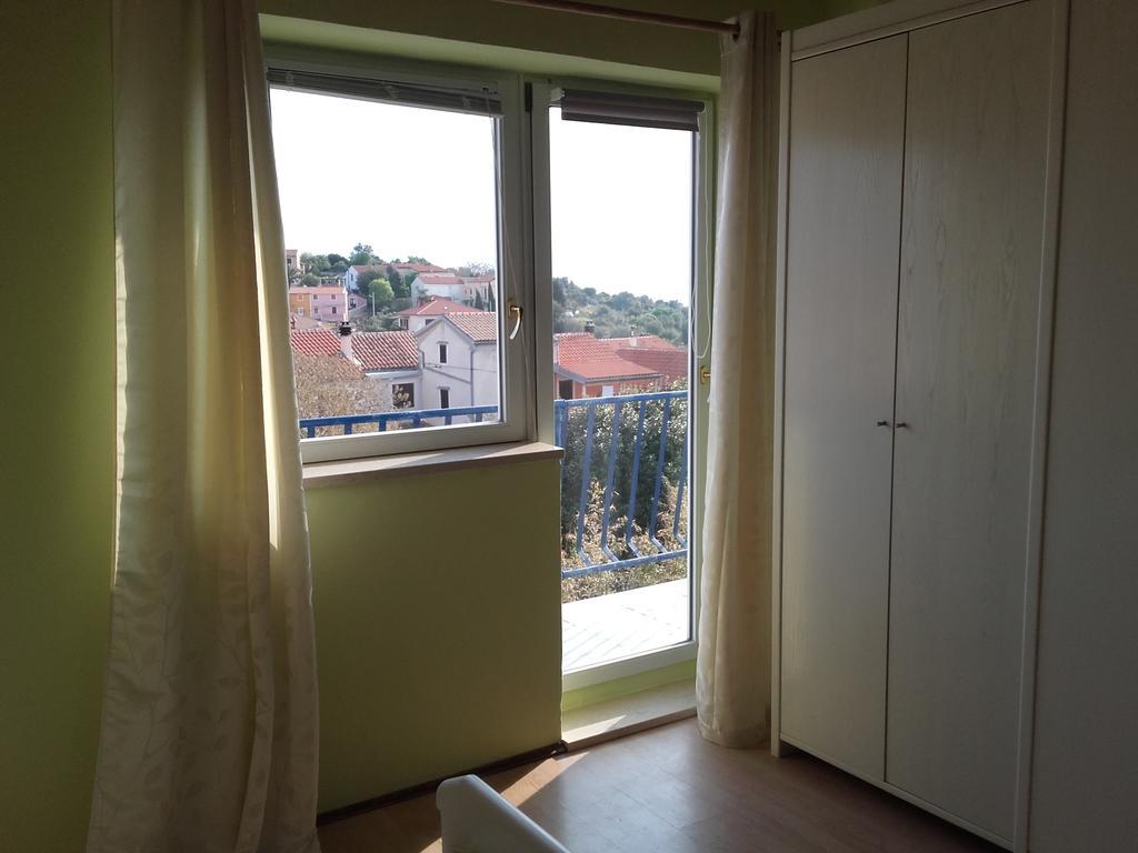Apartment Malvina Mali Losinj Exterior photo